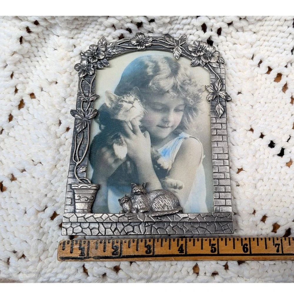 Vintage Pewter Style Cat and Girl Picture Frame Floral Arched Metal 5x7 7.5x5.5